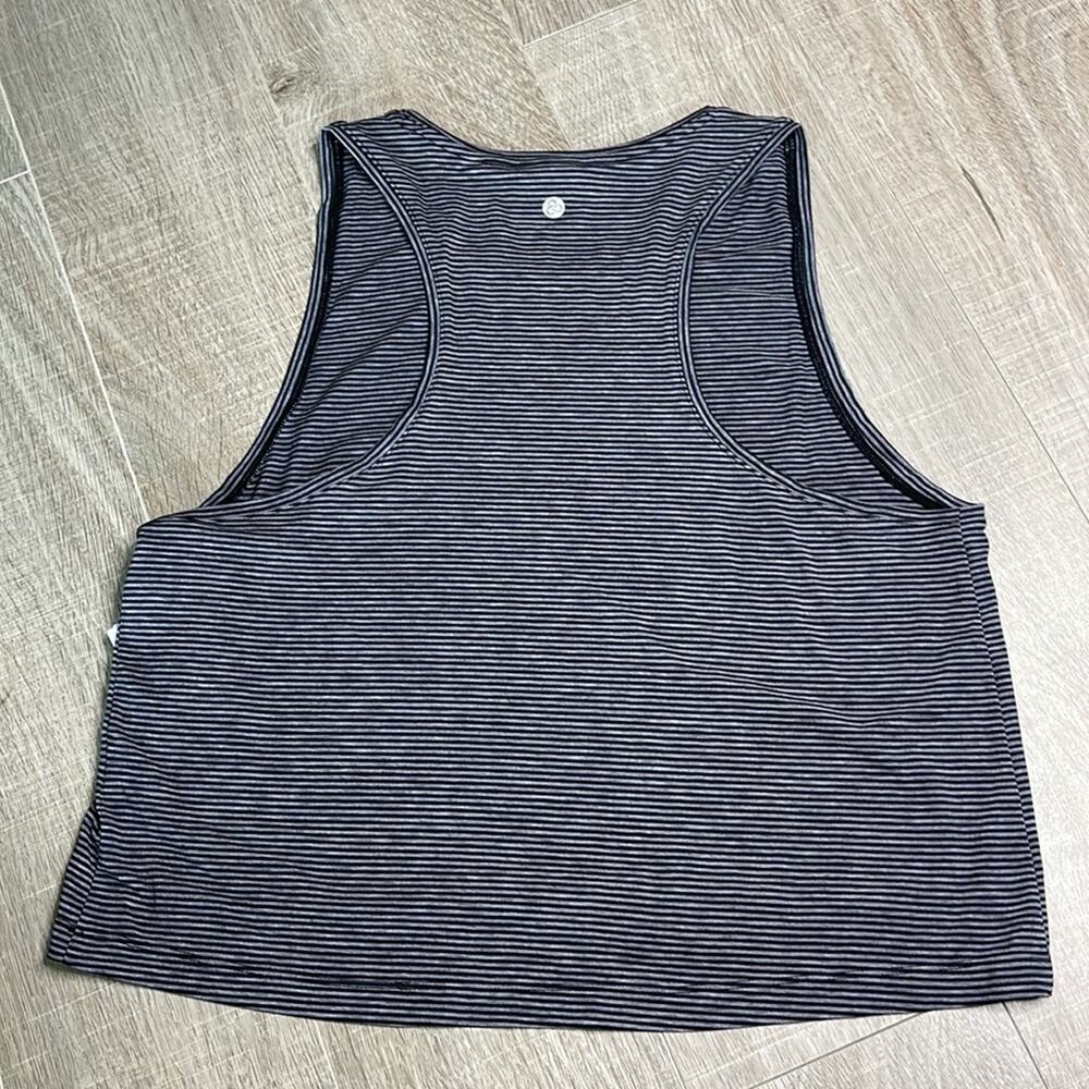 ZELLA Work For It Black Gray Striped Tank Top Women’s Size Medium - Picture 9 of 11